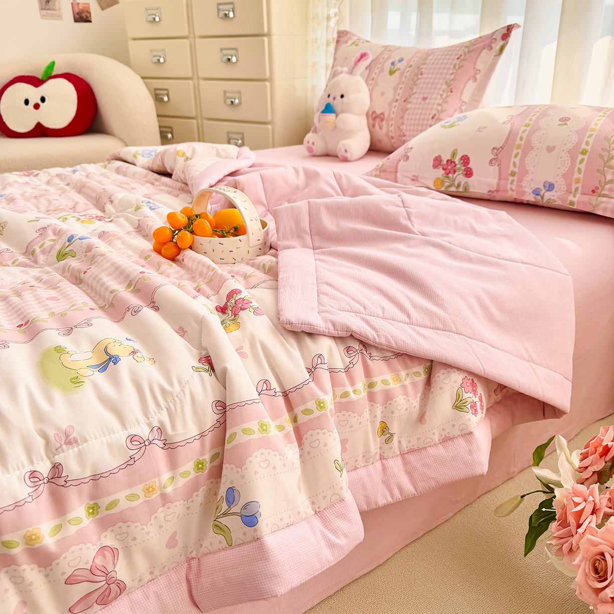 91家纺网 家纺一手货源 找家纺 寝美资家居 2026新款A类里外全棉夏凉被四件套-风格一 小花絮