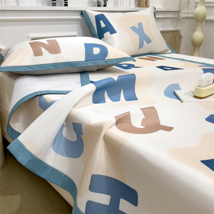 91家纺网 家纺一手货源 找家纺 布凡家居 2026新款卡通冰丝印花凉席 素色字母