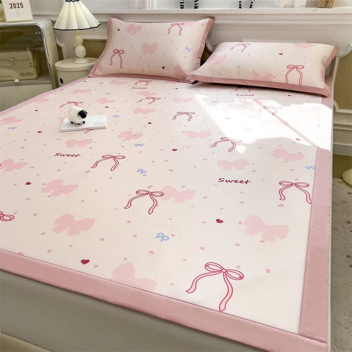 91家纺网 家纺一手货源 找家纺 布凡家居 2026新款卡通冰丝印花凉席 甜梦蝴蝶结