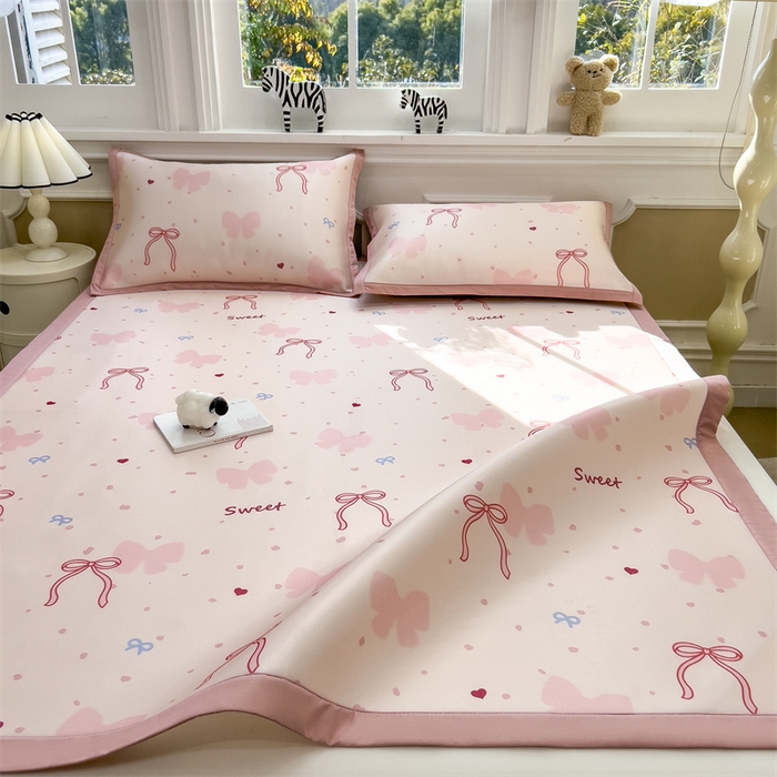 91家纺网 家纺一手货源 找家纺 布凡家居 2026新款卡通冰丝印花凉席 甜梦蝴蝶结