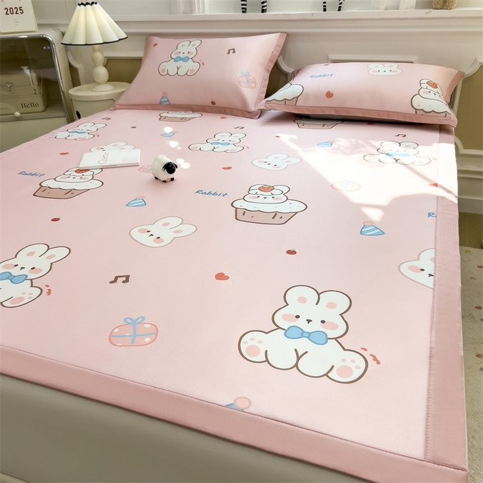 91家纺网 家纺一手货源 找家纺 布凡家居 2026新款卡通冰丝印花凉席 幸福小兔