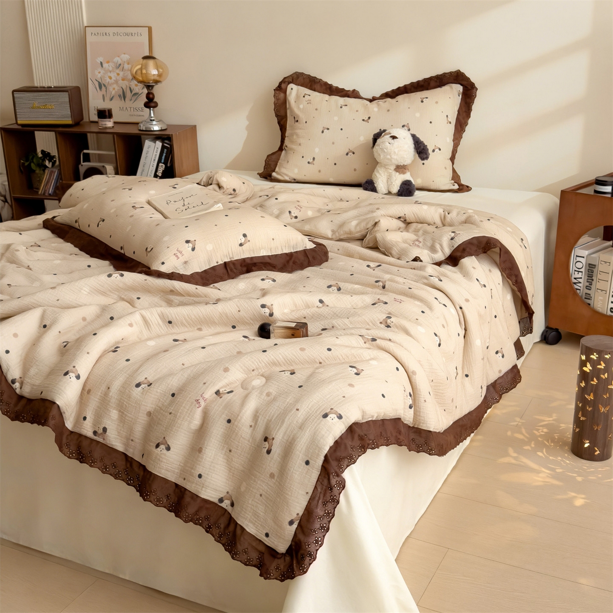 91家纺网 家纺一手货源 找家纺 兄弟坊 2026新款A类美拉德全棉韩版皱皱纱花边大豆夏被夏凉被空调被午睡被 皱皱纱花边款-帽子小狗