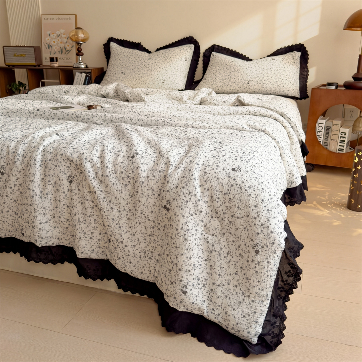 91家纺网 家纺一手货源 找家纺 兄弟坊 2026新款A类美拉德全棉韩版皱皱纱花边大豆夏被夏凉被空调被午睡被 皱皱纱花边款-夜雾繁花