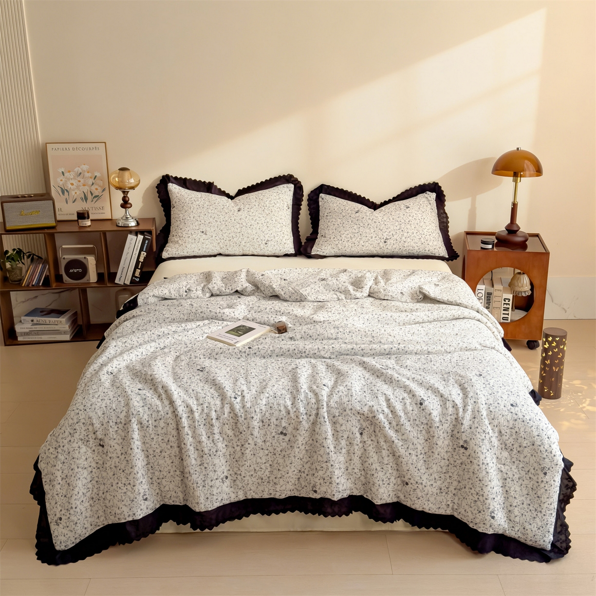 91家纺网 家纺一手货源 找家纺 兄弟坊 2026新款A类美拉德全棉韩版皱皱纱花边大豆夏被夏凉被空调被午睡被 皱皱纱花边款-夜雾繁花