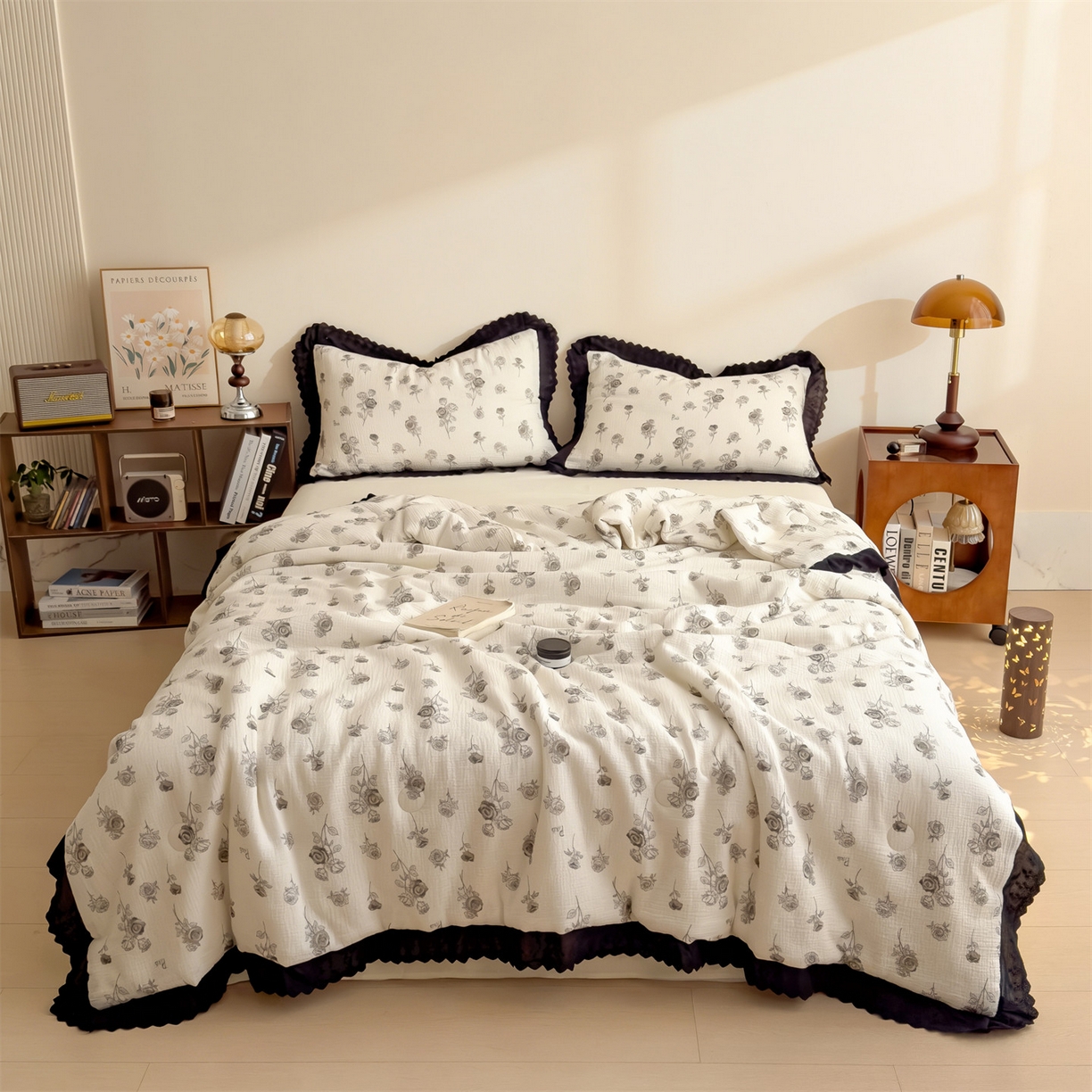 91家纺网 家纺一手货源 找家纺 兄弟坊 2026新款A类美拉德全棉韩版皱皱纱花边大豆夏被夏凉被空调被午睡被 皱皱纱花边款-甜静花园