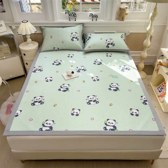 91家纺网 家纺一手货源 找家纺 布凡家居 2026新款卡通冰丝印花凉席 熊猫乐园