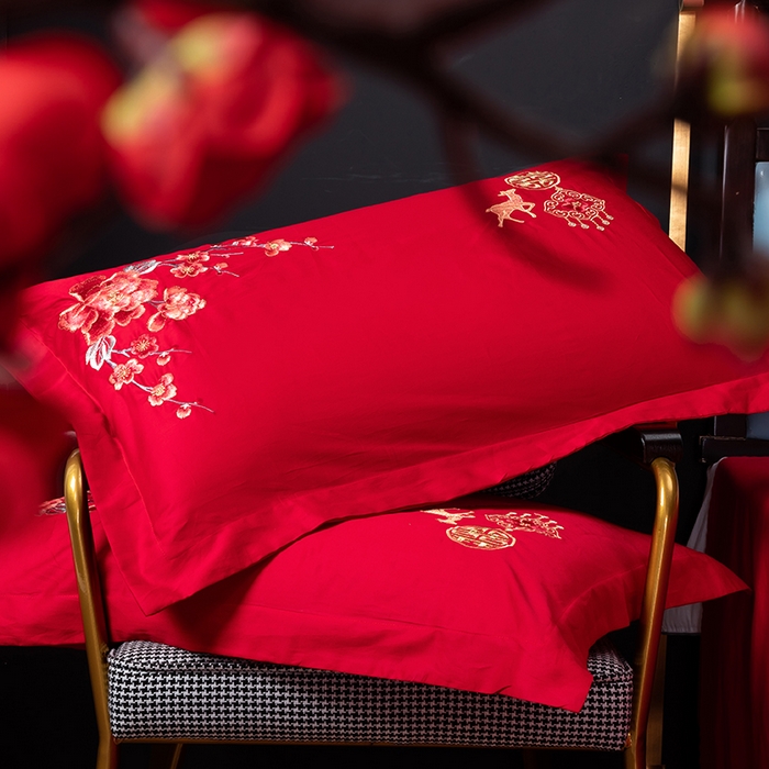 91家纺网 家纺一手货源 找家纺 慕她家纺 2026慕她大花工艺款全棉纯棉婚庆四件套大红色刺绣结婚床上用品 龙凤团圆