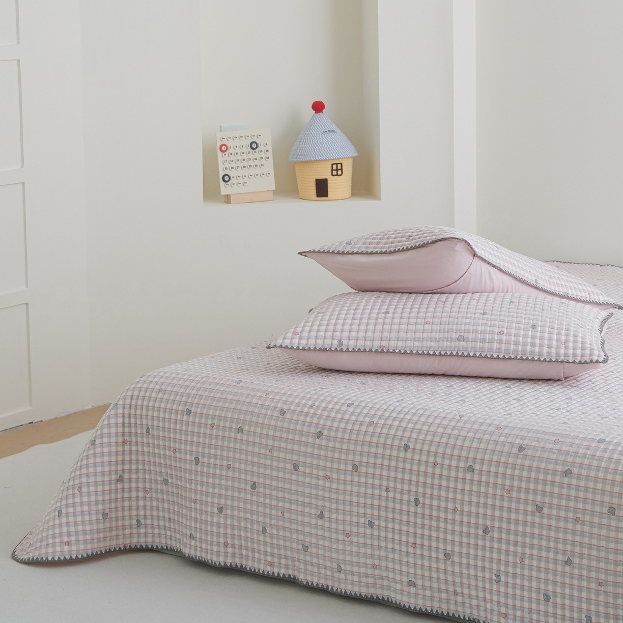 91家纺网 家纺一手货源 找家纺 （总）庭笙 2026新款卡通贝壳针两面可用夹棉床盖床盖四件套