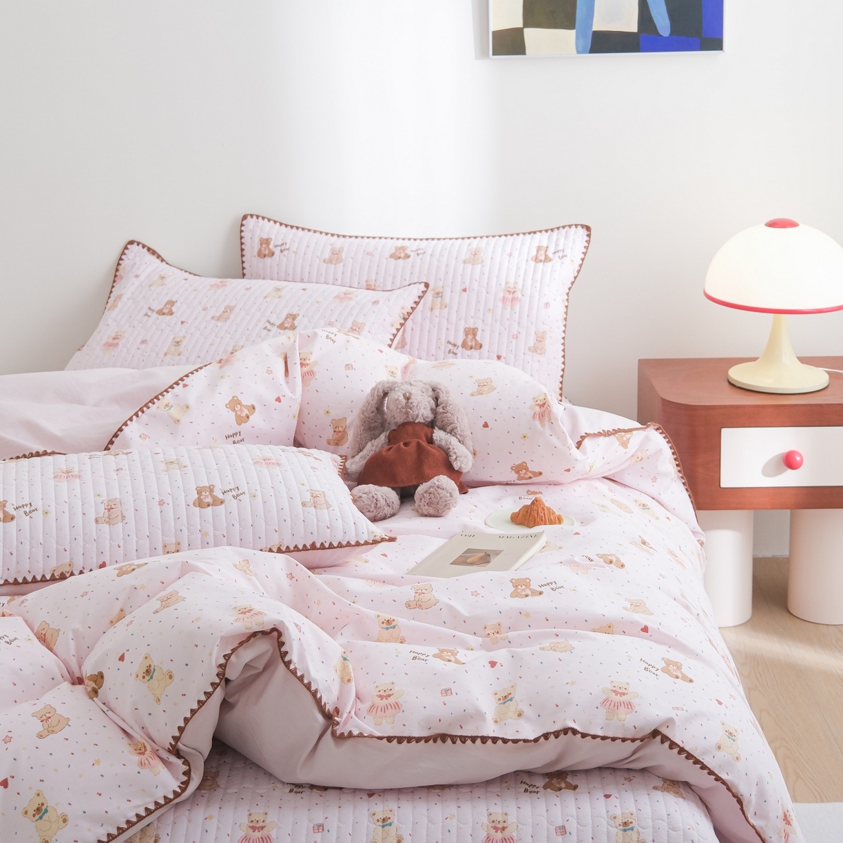 91家纺网 家纺一手货源 找家纺 庭笙 2026新款卡通贝壳针两面可用夹棉床盖床盖四件套 乐乐熊-粉