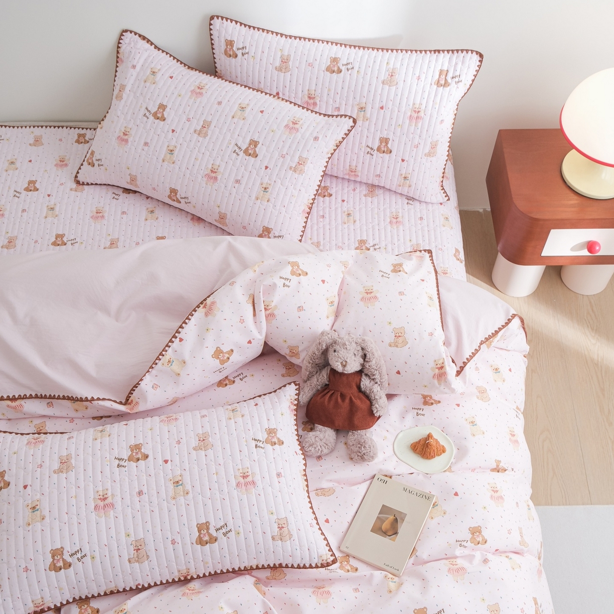 91家纺网 家纺一手货源 找家纺 庭笙 2026新款卡通贝壳针两面可用夹棉床盖床盖四件套 乐乐熊-粉