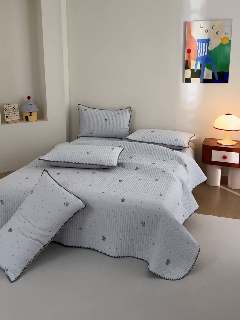 91家纺网 家纺一手货源 找家纺 庭笙 2026新款卡通贝壳针两面可用夹棉床盖床盖四件套 暖小象-兰