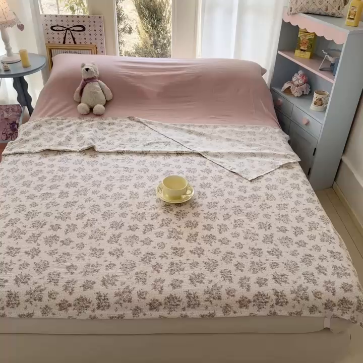 91家纺网 家纺一手货源 找家纺 Sweet dreams甜梦 2026新款A类皱皱双层纱小清新酒店一体式旅行睡袋 粉色小碎花