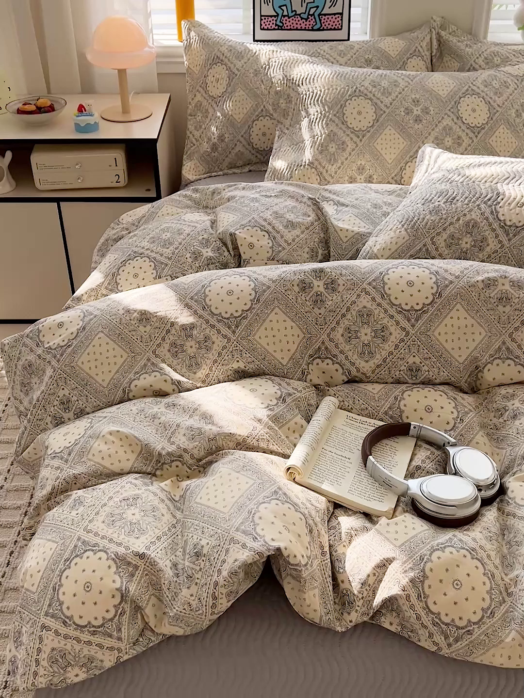 91家纺网 家纺一手货源 找家纺 梦精灵家纺 2026新款纯棉床盖四件套全棉绗缝夹棉防滑床单四季通用榻榻米单人学生宿舍 凡尔赛AB灰