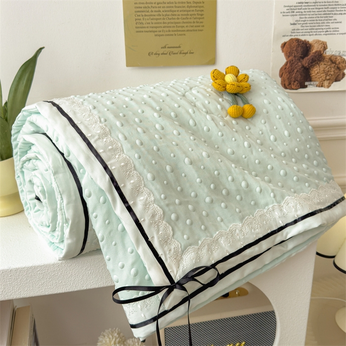 91家纺网 家纺一手货源 找家纺 布凡家居 2026新款四层纱按摩豆豆被泡泡夏被子被芯 小花-果绿