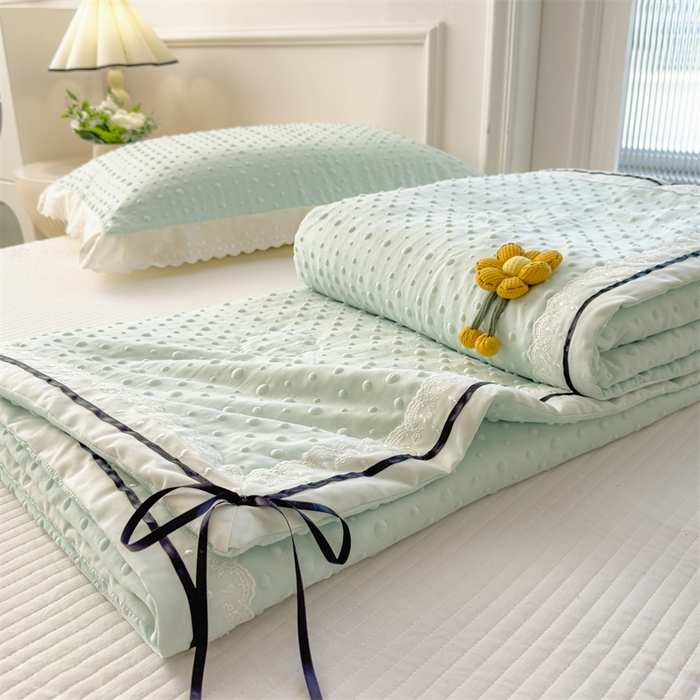 91家纺网 家纺一手货源 找家纺 布凡家居 2026新款四层纱按摩豆豆被泡泡夏被子被芯 小花-果绿