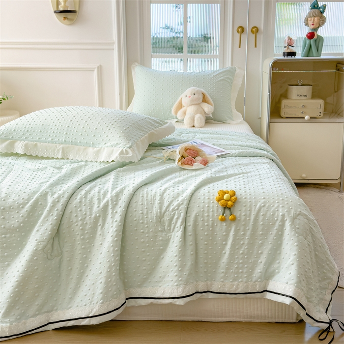 91家纺网 家纺一手货源 找家纺 布凡家居 2026新款四层纱按摩豆豆被泡泡夏被子被芯 小花-果绿