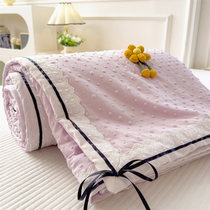 91家纺网 家纺一手货源 找家纺 布凡家居 2026新款四层纱按摩豆豆被泡泡夏被子被芯 小花-浅粉