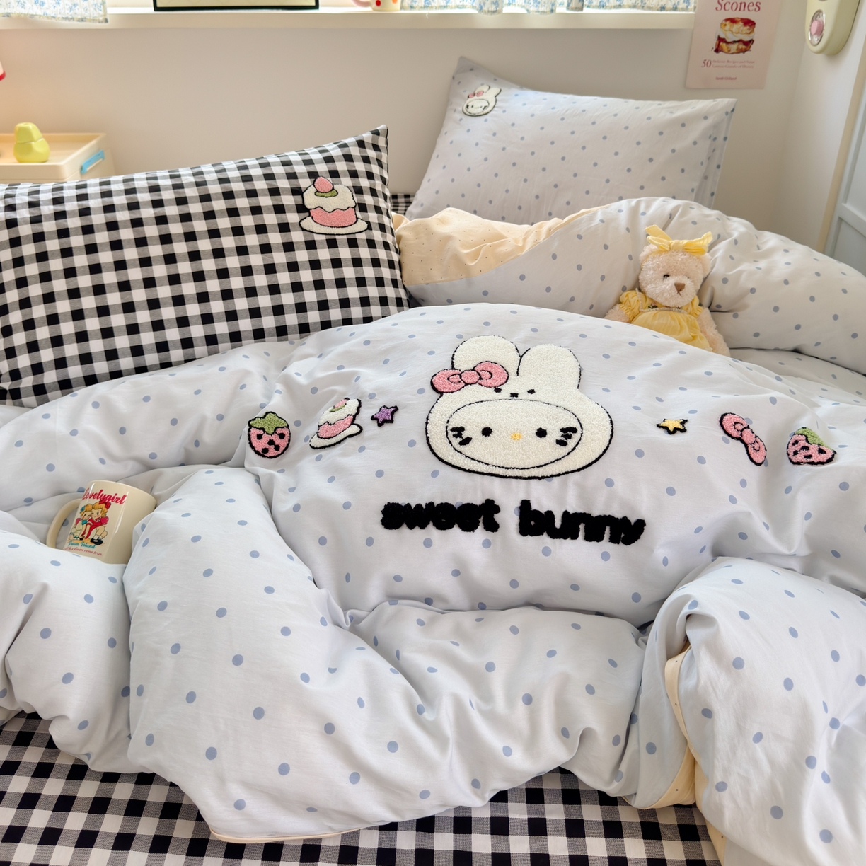 91家纺网 家纺一手货源 找家纺 云锦家居 2026新款13370纯棉毛巾绣呆萌系列四件套第一波 波点米菲兔