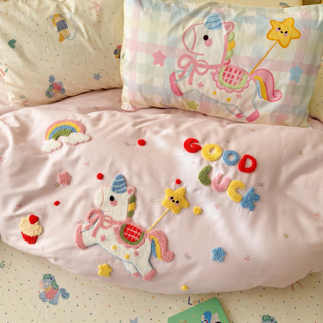 91家纺网 家纺一手货源 找家纺 云锦家居 2026新款13370纯棉毛巾绣呆萌系列四件套第一波 马上有钱-粉