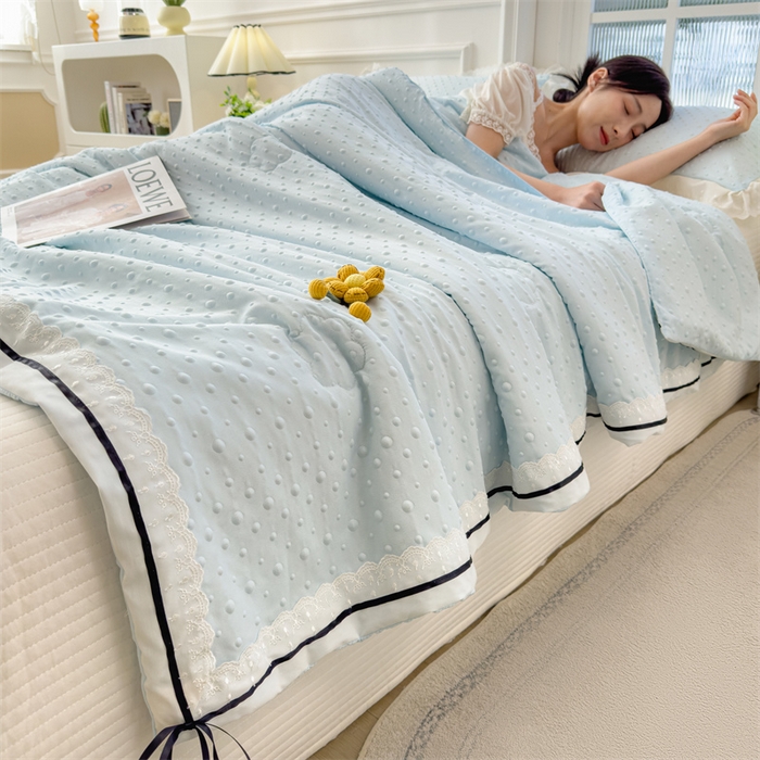 91家纺网 家纺一手货源 找家纺 布凡家居 2026新款四层纱按摩豆豆被泡泡夏被子被芯 小花-天空蓝