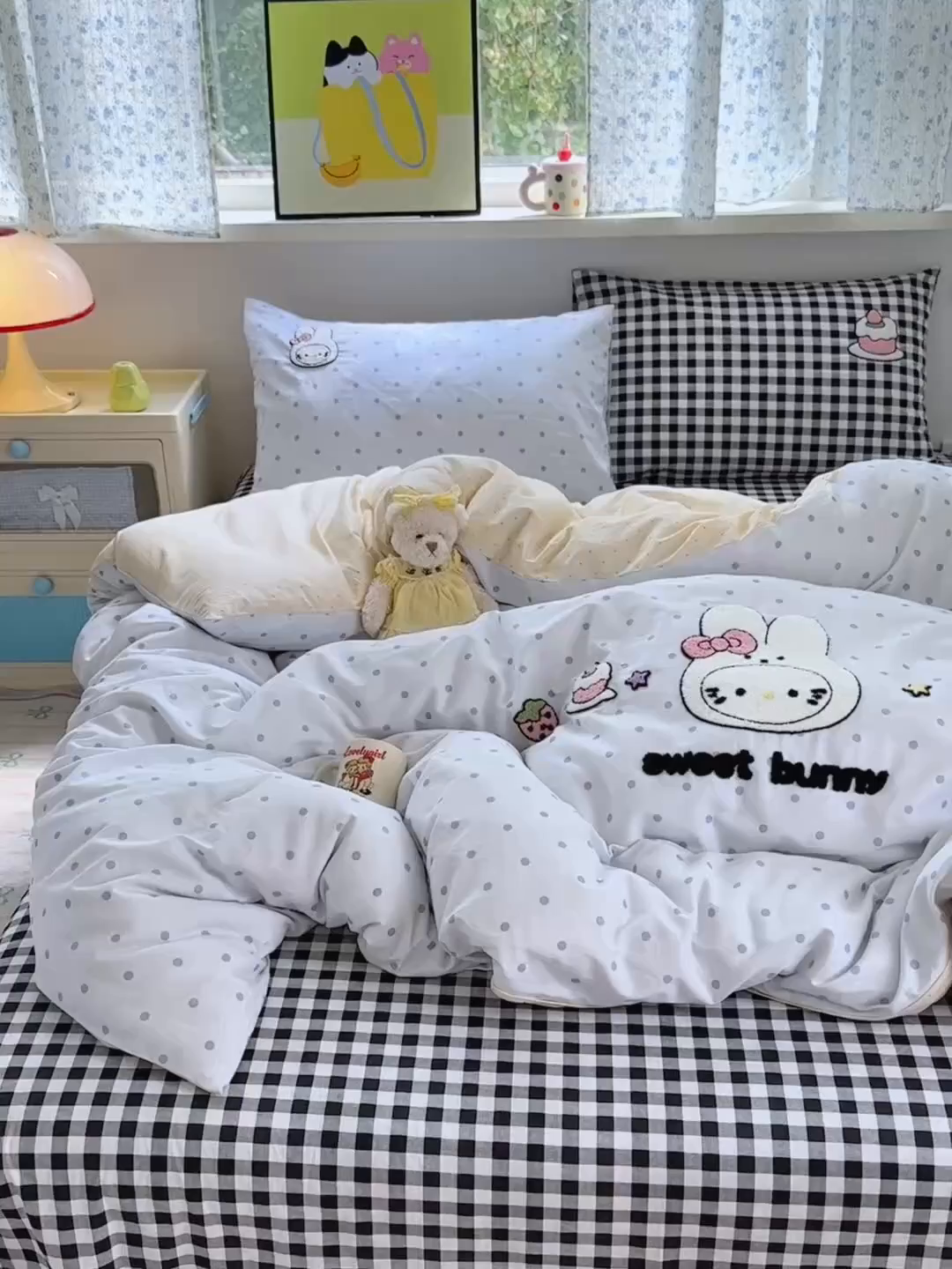 91家纺网 家纺一手货源 找家纺 云锦家居 2026新款13370纯棉毛巾绣呆萌系列四件套第一波 波点米菲兔