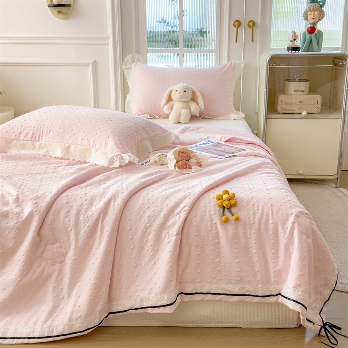 91家纺网 家纺一手货源 找家纺 布凡家居 2026新款四层纱按摩豆豆被泡泡夏被子被芯 小花-樱花粉