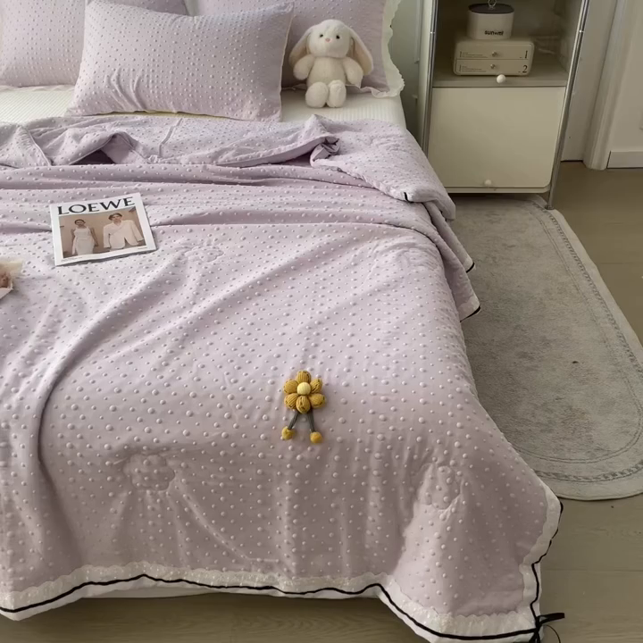 91家纺网 家纺一手货源 找家纺 布凡家居 2026新款四层纱按摩豆豆被泡泡夏被子被芯 小花-樱花粉