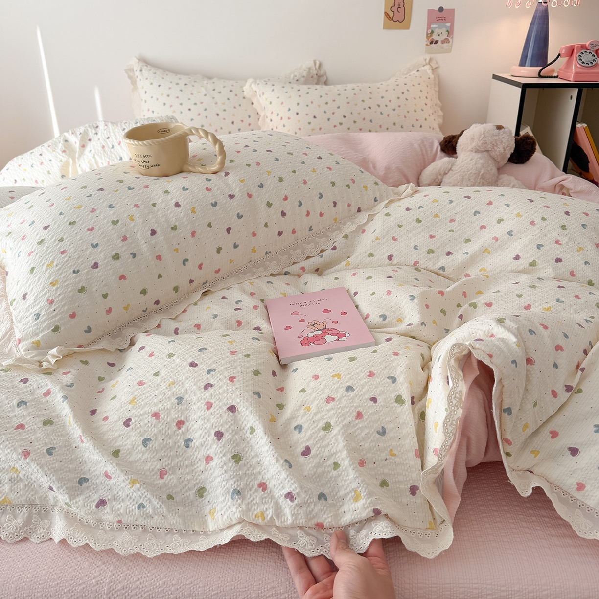 91家纺网 家纺一手货源 找家纺 吾欢心 2026春夏新款韩版纯棉花边泡芙双层纱四件套 彩色爱心