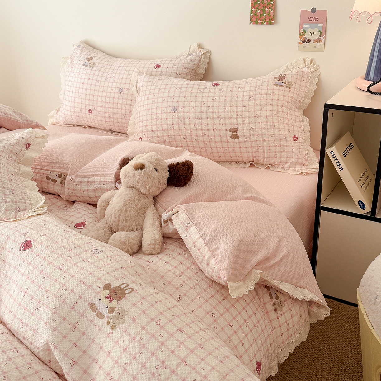 91家纺网 家纺一手货源 找家纺 吾欢心 2026春夏新款韩版纯棉花边泡芙双层纱四件套 菲比小兔