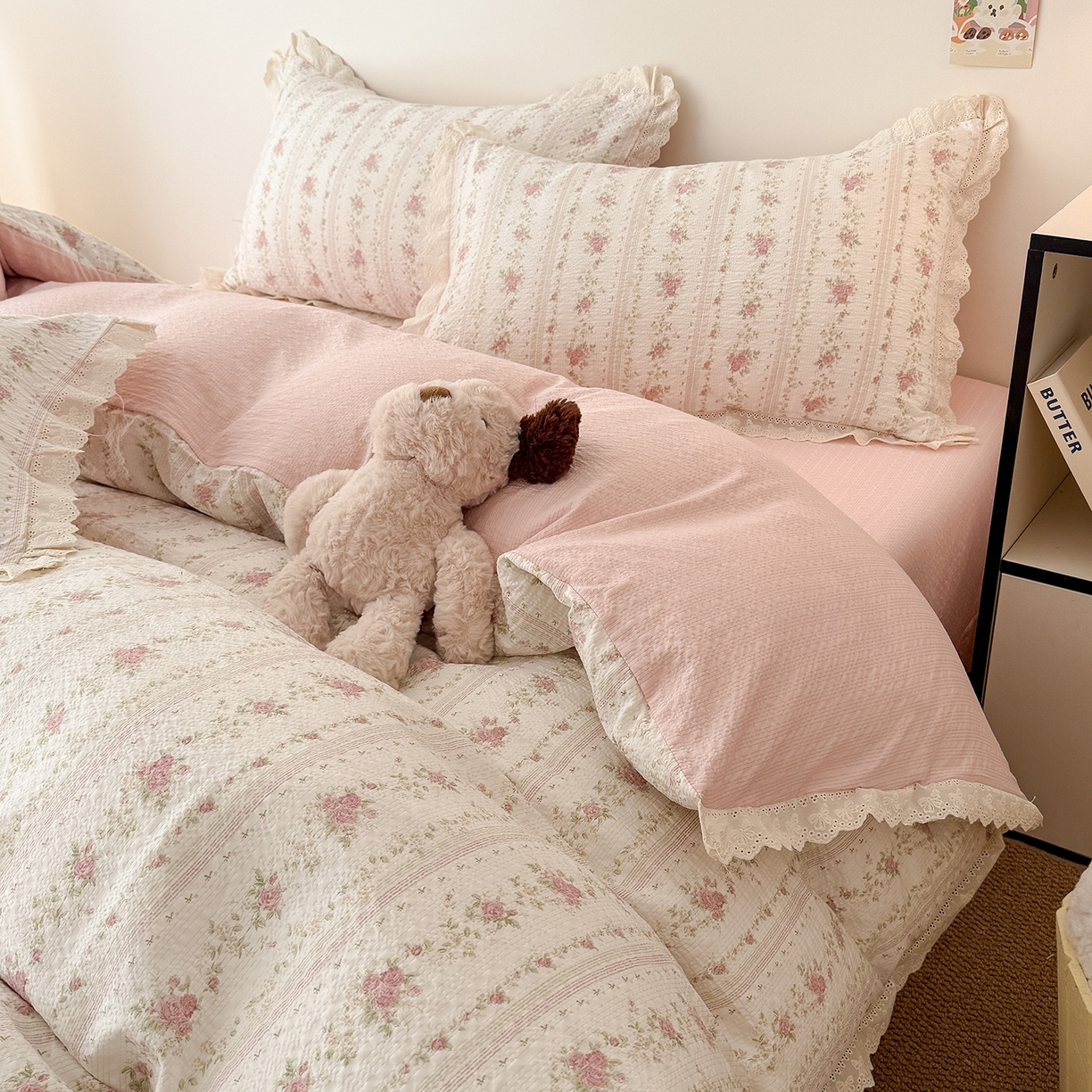 91家纺网 家纺一手货源 找家纺 吾欢心 2026春夏新款韩版纯棉花边泡芙双层纱四件套 芳华