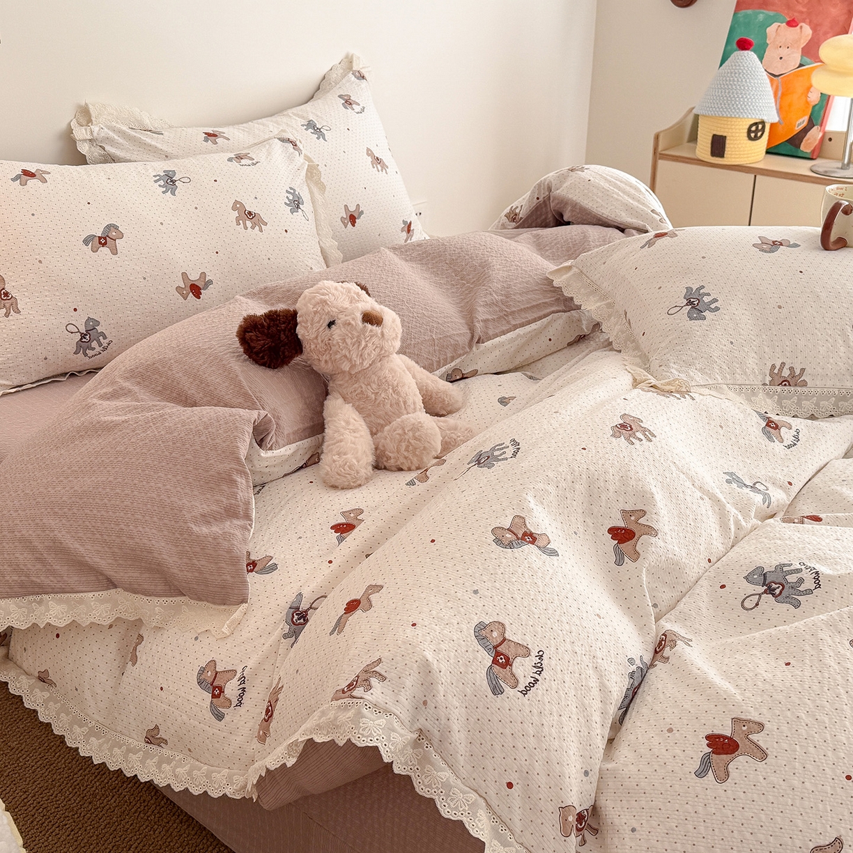 91家纺网 家纺一手货源 找家纺 吾欢心 2026春夏新款韩版纯棉花边泡芙双层纱四件套 元气木马