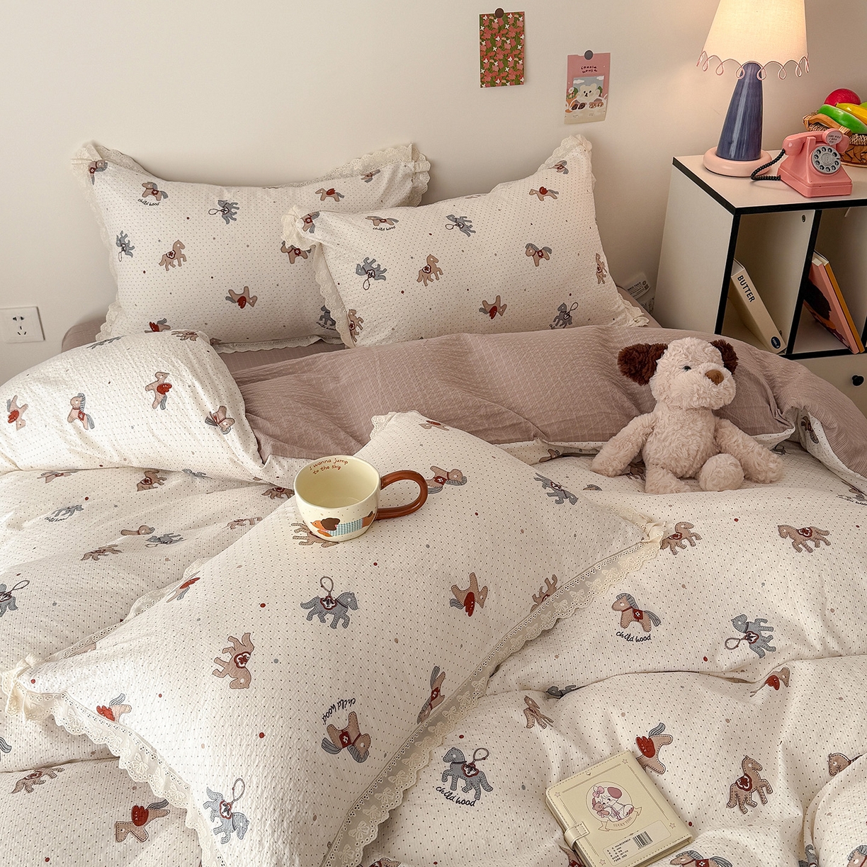 91家纺网 家纺一手货源 找家纺 吾欢心 2026春夏新款韩版纯棉花边泡芙双层纱四件套 元气木马