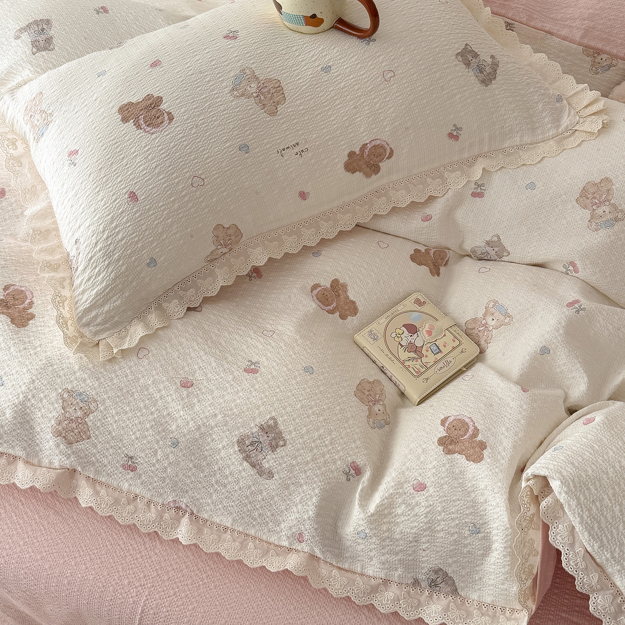 91家纺网 家纺一手货源 找家纺 吾欢心 2026春夏新款韩版纯棉花边泡芙双层纱四件套 萌宠宝贝