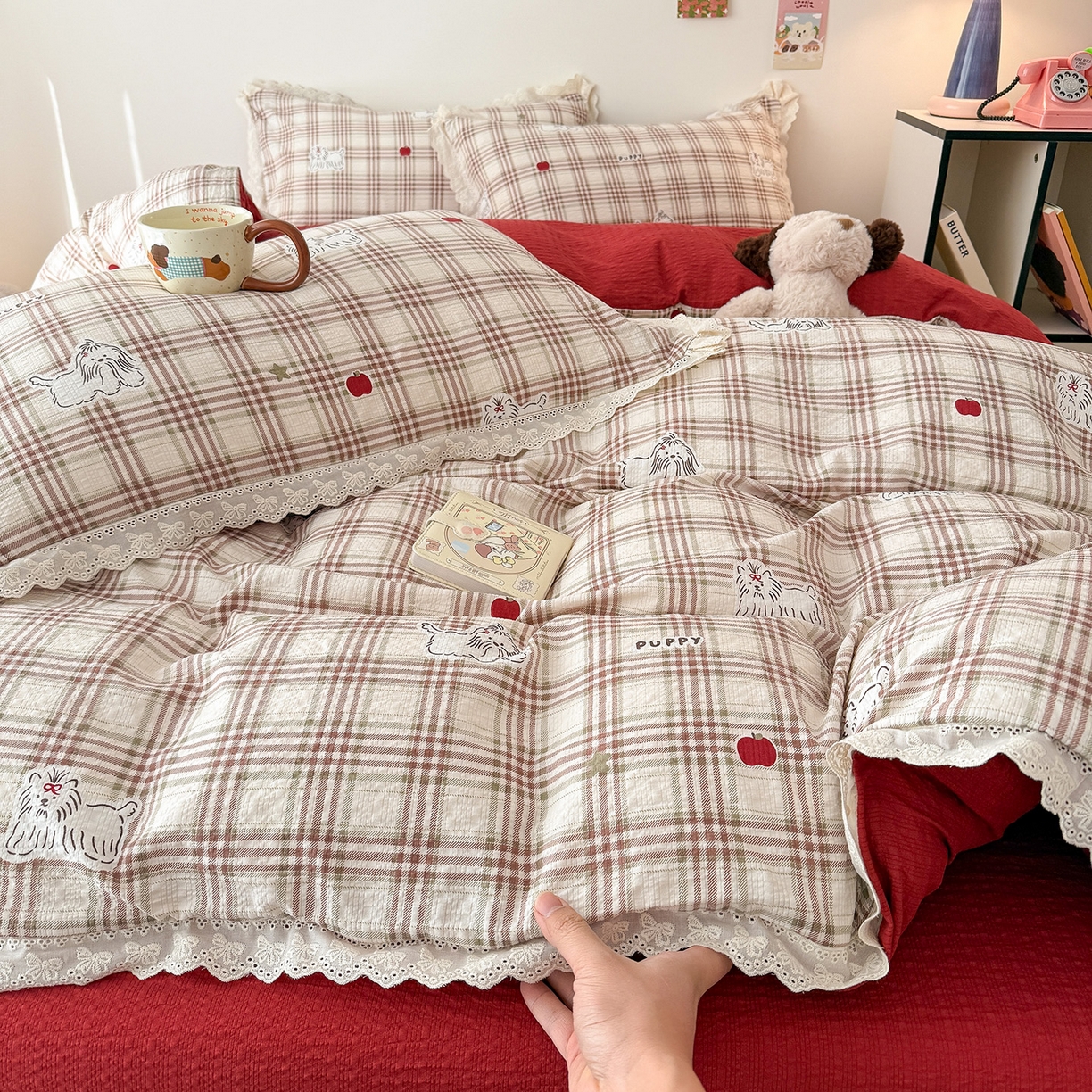 91家纺网 家纺一手货源 找家纺 吾欢心 2026春夏新款韩版纯棉花边泡芙双层纱四件套 呆萌狗狗