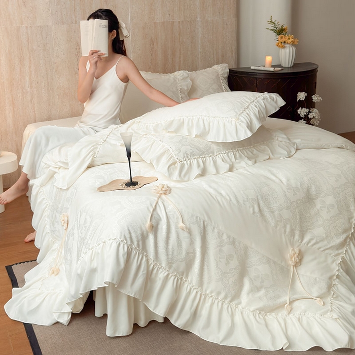 91家纺网 家纺一手货源 找家纺 豪美鑫家纺 2026新款提花四件套 花开半夏系列 花开半夏-奶白