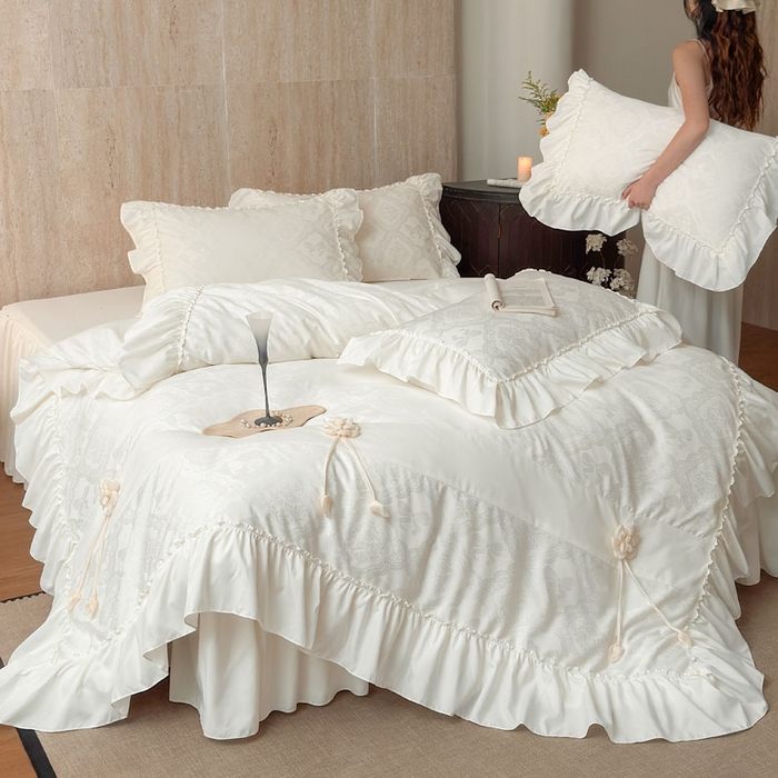 91家纺网 家纺一手货源 找家纺 豪美鑫家纺 2026新款提花四件套 花开半夏系列 花开半夏-奶白