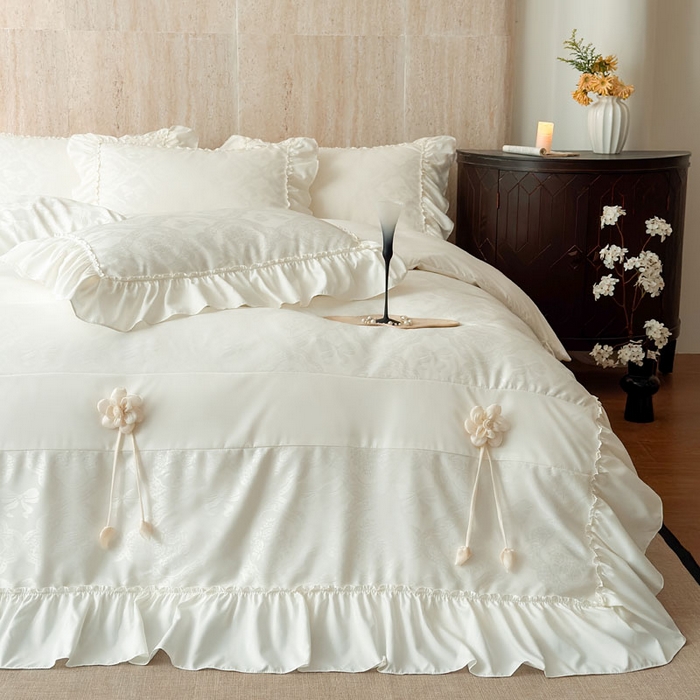 91家纺网 家纺一手货源 找家纺 豪美鑫家纺 2026新款提花四件套 花开半夏系列 花开半夏-奶白