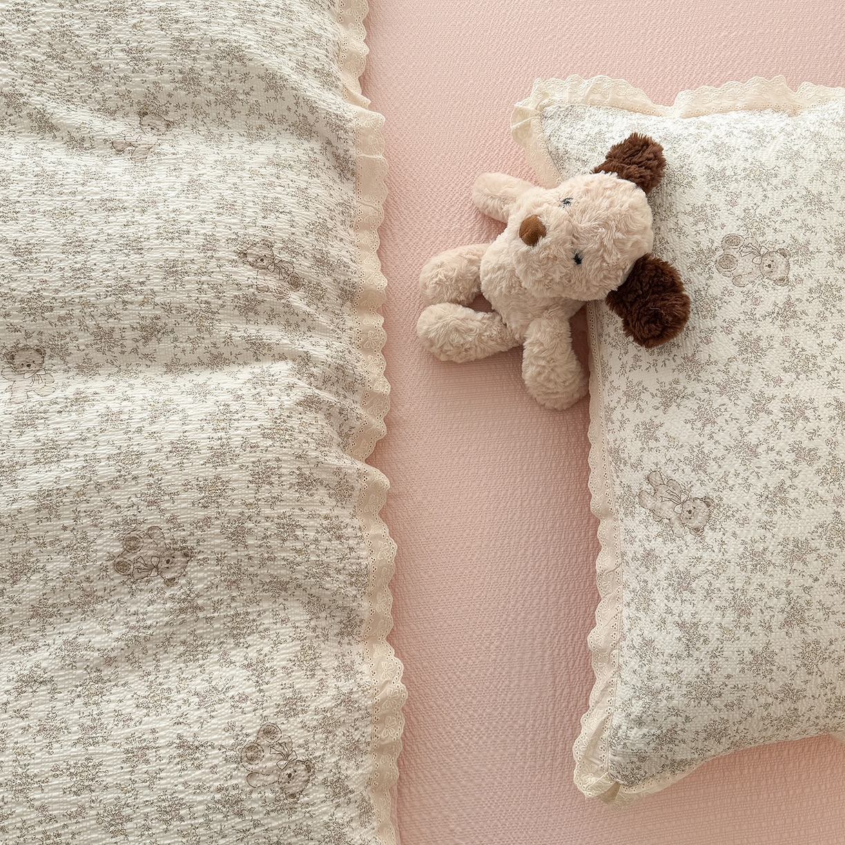 91家纺网 家纺一手货源 找家纺 吾欢心 2026春夏新款韩版纯棉花边泡芙双层纱四件套 白茶茉莉