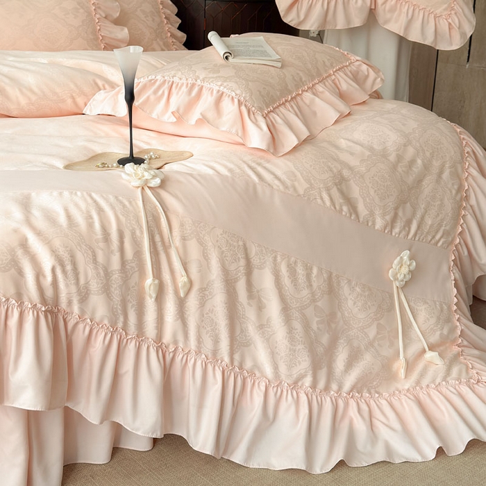 91家纺网 家纺一手货源 找家纺 豪美鑫家纺 2026新款提花四件套 花开半夏系列 花开半夏-玉粉