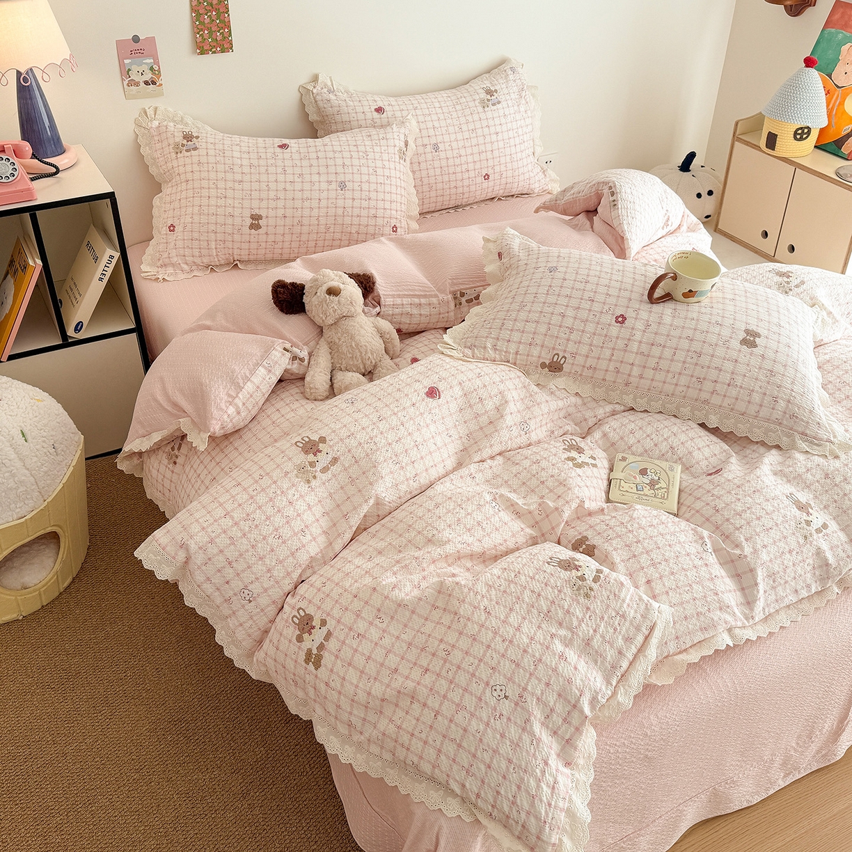 91家纺网 家纺一手货源 找家纺 吾欢心 2026春夏新款韩版纯棉花边泡芙双层纱四件套 菲比小兔