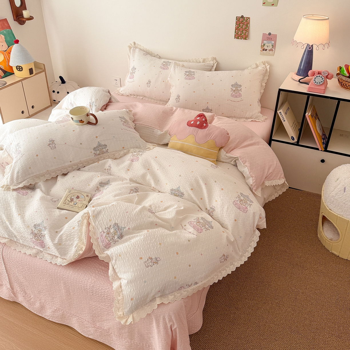 91家纺网 家纺一手货源 找家纺 吾欢心 2026春夏新款韩版纯棉花边泡芙双层纱四件套 旋转木马