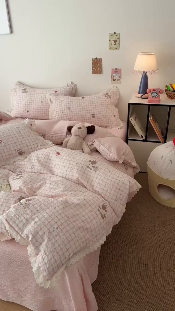 91家纺网 家纺一手货源 找家纺 吾欢心 2026春夏新款韩版纯棉花边泡芙双层纱四件套 菲比小兔