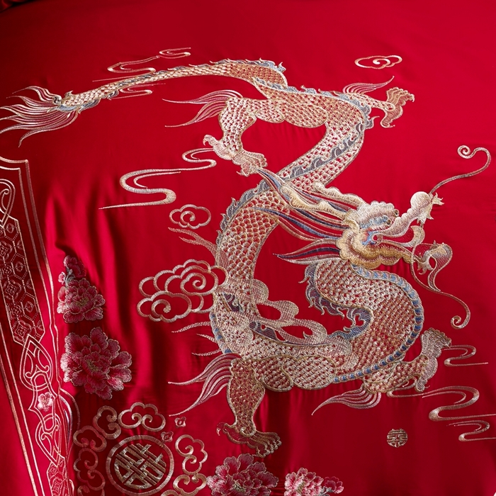 91家纺网 家纺一手货源 找家纺 慕她家纺 2026慕她大花工艺款全棉纯棉婚庆四件套大红色刺绣结婚床上用品 鸳鸯贺喜