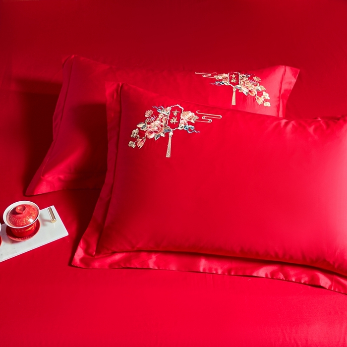 91家纺网 家纺一手货源 找家纺 慕她家纺 2026慕她大花工艺款全棉纯棉婚庆四件套大红色刺绣结婚床上用品 喜嫁