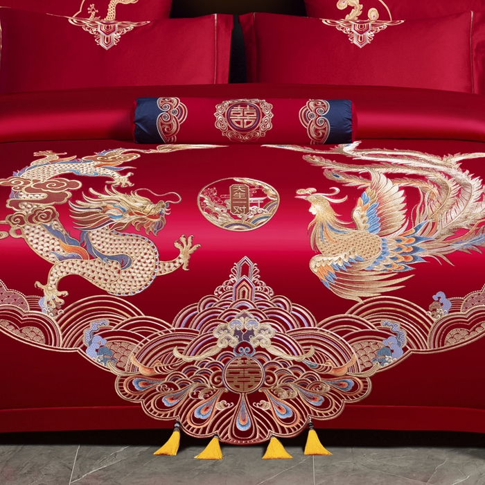 91家纺网 家纺一手货源 找家纺 慕她家纺 2026慕她大花工艺款全棉纯棉婚庆四件套大红色刺绣结婚床上用品 天生一对