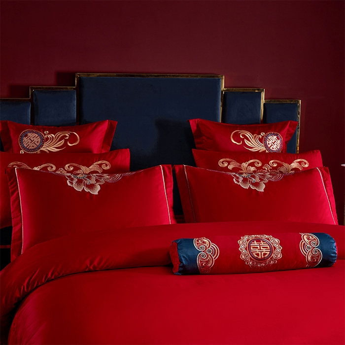 91家纺网 家纺一手货源 找家纺 慕她家纺 2026慕她大花工艺款全棉纯棉婚庆四件套大红色刺绣结婚床上用品 花开志喜