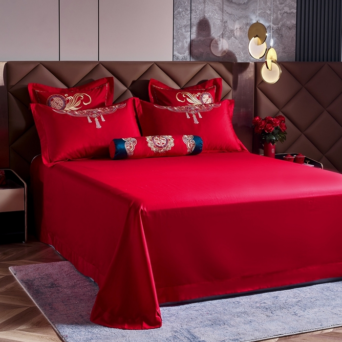 91家纺网 家纺一手货源 找家纺 慕她家纺 2026慕她大花工艺款全棉纯棉婚庆四件套大红色刺绣结婚床上用品 佳偶天成