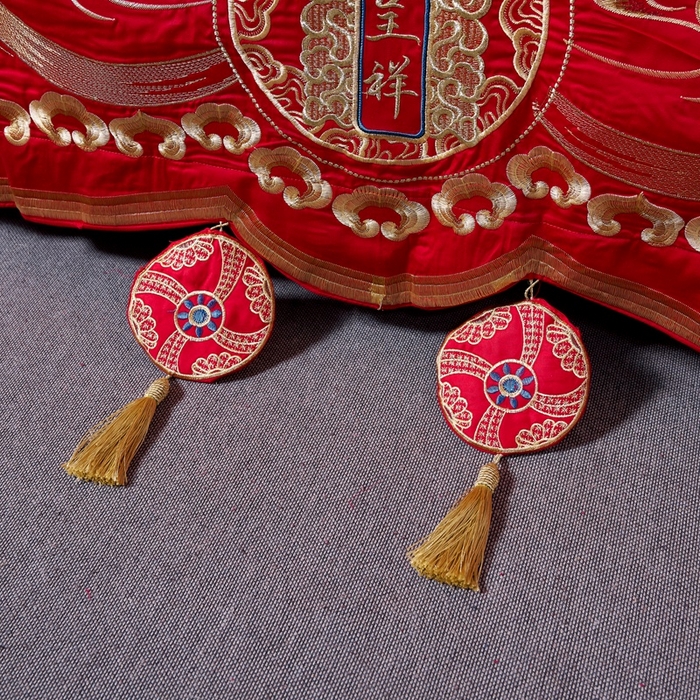 91家纺网 家纺一手货源 找家纺 慕她家纺 2026慕她大花工艺款全棉纯棉婚庆四件套大红色刺绣结婚床上用品 龙凤呈祥