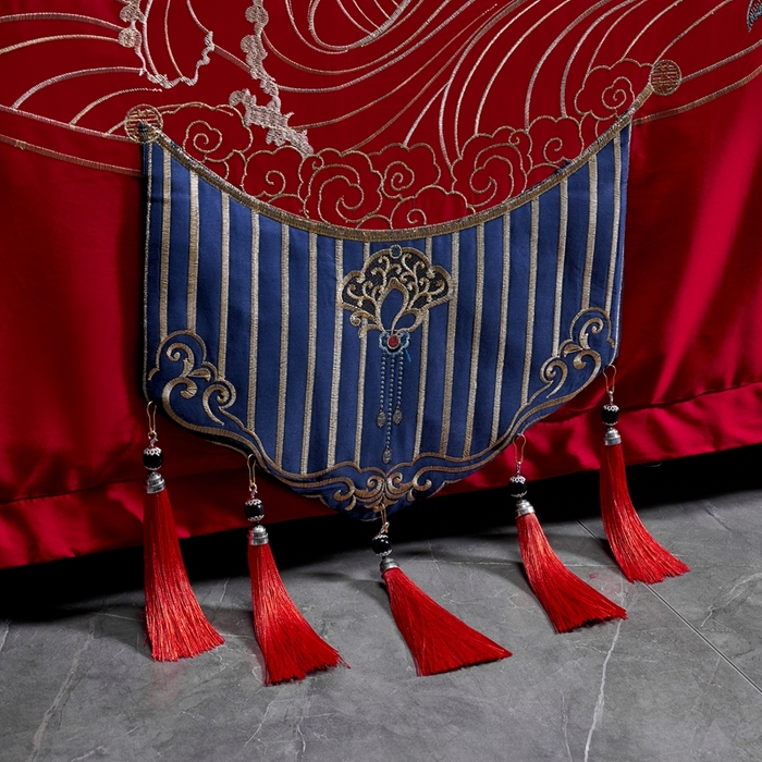 91家纺网 家纺一手货源 找家纺 慕她家纺 2026慕她大花工艺款全棉纯棉婚庆四件套大红色刺绣结婚床上用品 挚爱龙凤