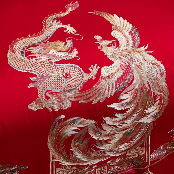 91家纺网 家纺一手货源 找家纺 慕她家纺 2026慕她大花工艺款全棉纯棉婚庆四件套大红色刺绣结婚床上用品 龙啸凤吟